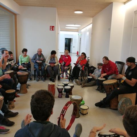 Lama & Trommel Workshop – Foto 7 von 9